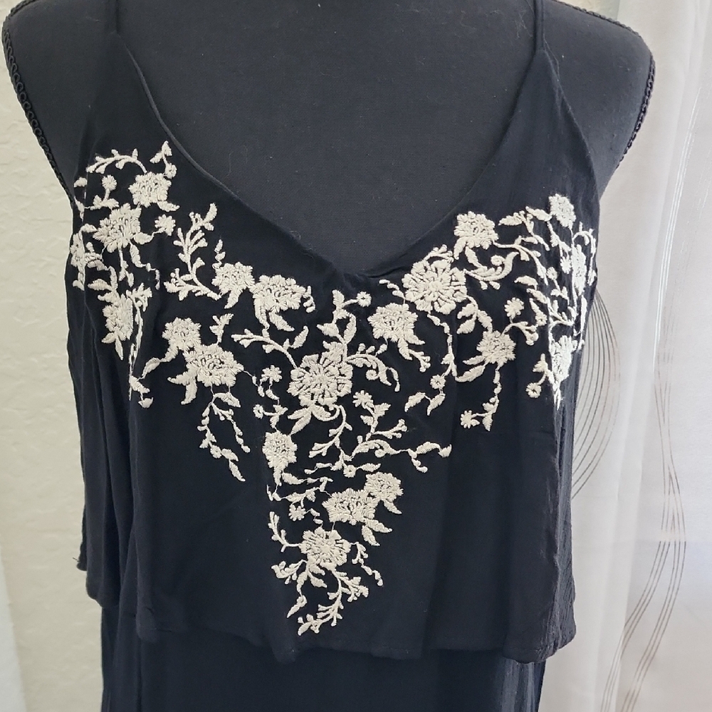 Black Maxi Dress with Floral Detail - Picture 10 of 17